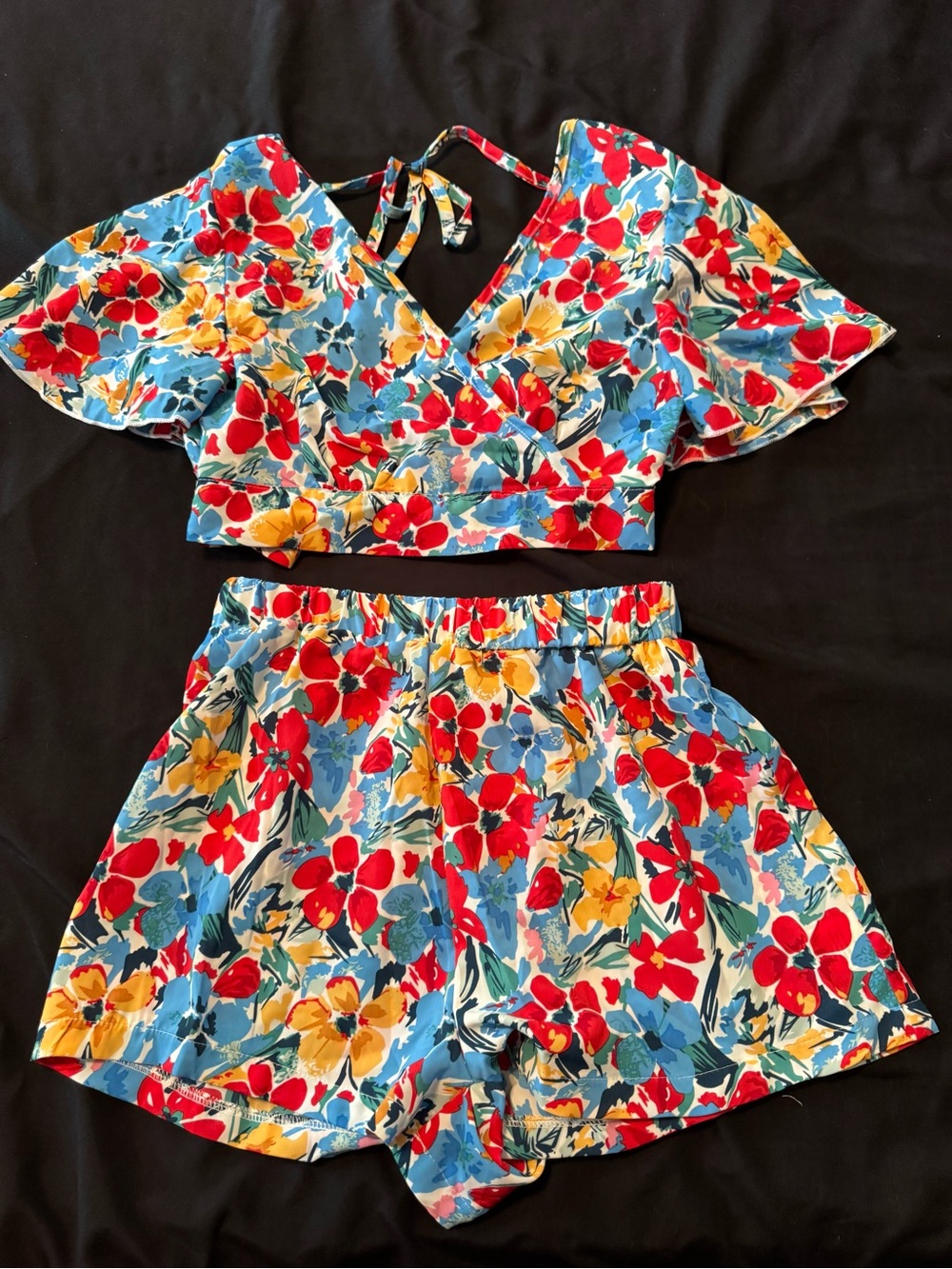 SHEIN Red Blue Yellow Floral Two-Piece Crop Top & Shorts Set